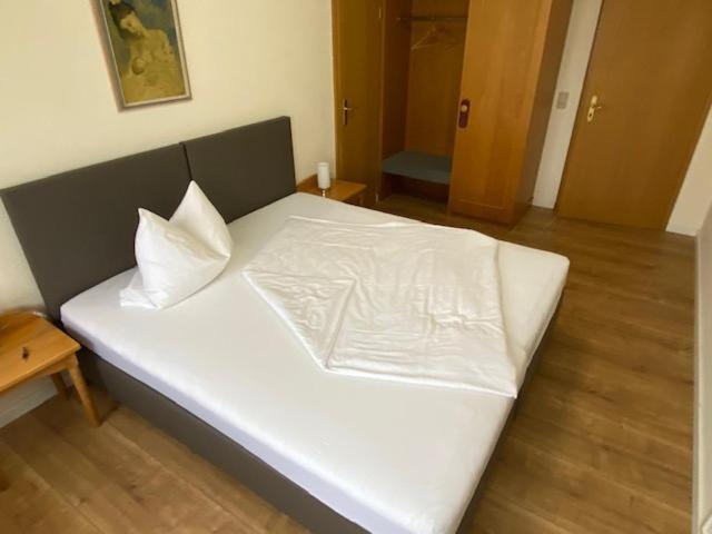 Hotel Janssen Bodenheim Extérieur photo