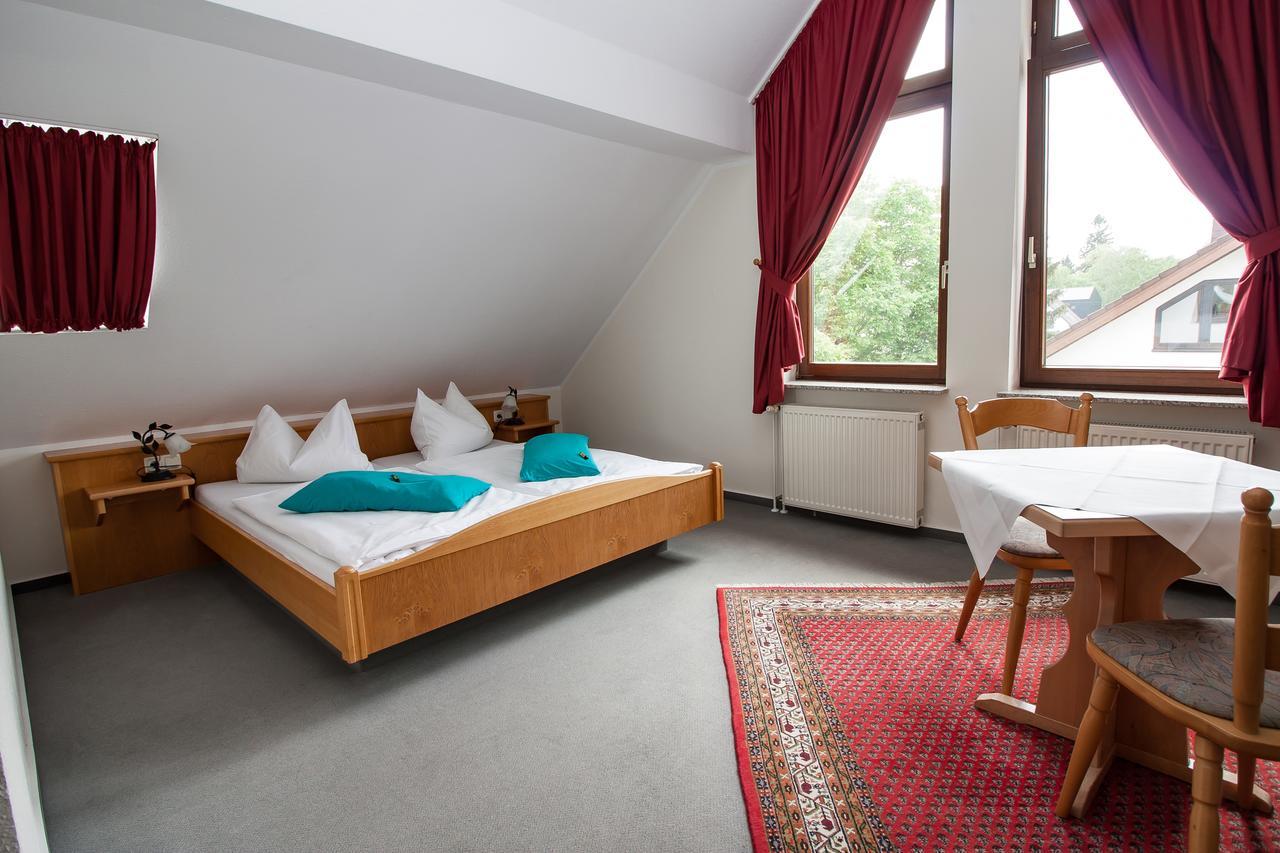 Hotel Janssen Bodenheim Extérieur photo